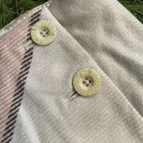 Abercrombie & Fitch wrap skirt - Picture 2 of 11